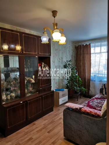 1-комнатная квартира (29м2) на продажу по адресу Кировск г., Набережная ул., 1— фото 1 из 15