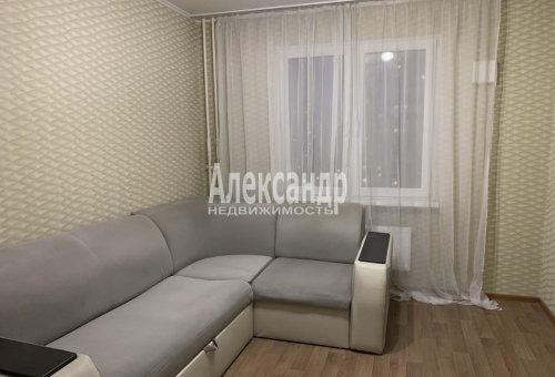 3-комнатная квартира (74м2) на продажу по адресу Маршака пр., 24— фото 1 из 21