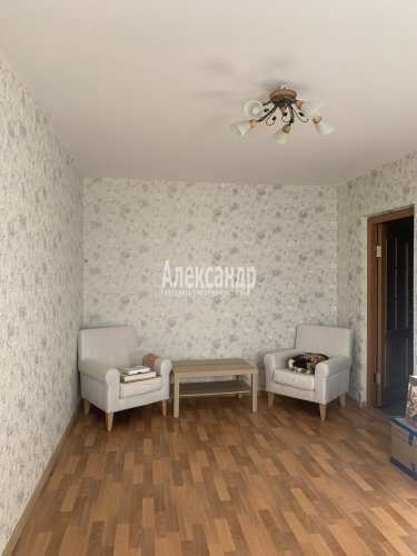 2-комнатная квартира (54м2) на продажу по адресу Камышовая ул., 56— фото 1 из 22
