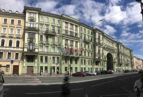 4-комнатная квартира (93м2) на продажу по адресу Кирочная ул., 32-34— фото 1 из 16