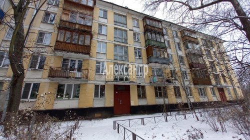 1-комнатная квартира (31м2) на продажу по адресу Варшавская ул., 41— фото 1 из 16