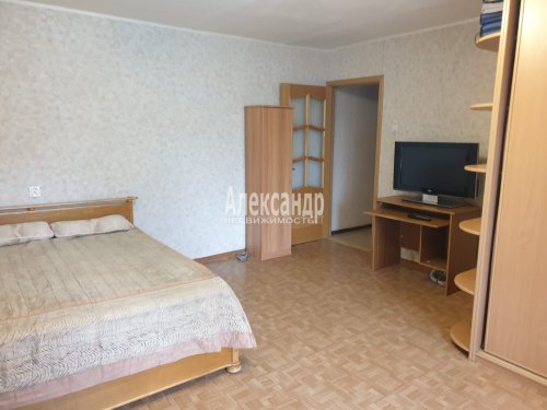 1-комнатная квартира (41м2) на продажу по адресу Клочков пер., 4— фото 1 из 26