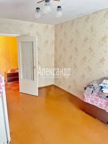 2-комнатная квартира (55м2) на продажу по адресу Пруды пос., Заозерная ул., 7— фото 1 из 10