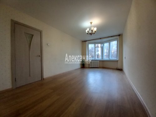 3-комнатная квартира (56м2) на продажу по адресу Белградская ул., 44— фото 1 из 27
