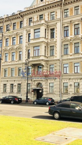 5-комнатная квартира (130м2) на продажу по адресу Шпалерная ул., 34— фото 1 из 14