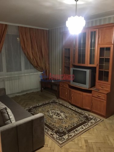 2-комнатная квартира (44м2) на продажу по адресу Ветеранов просп., 152— фото 1 из 11