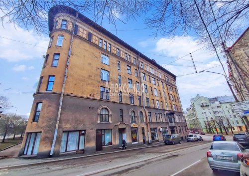 4-комнатная квартира (146м2) на продажу по адресу Выборг г., Ленинградское шос., 15— фото 1 из 10