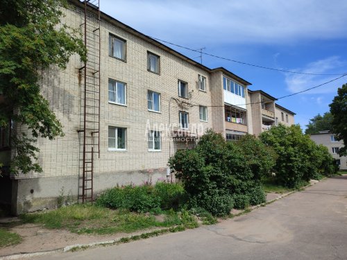 2-комнатная квартира (43м2) на продажу по адресу Ермилово пос., Физкультурная ул., 8— фото 1 из 26
