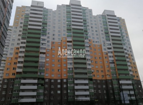 2-комнатная квартира (77м2) на продажу по адресу Шушары пос., Окуловская ул., 7— фото 1 из 24