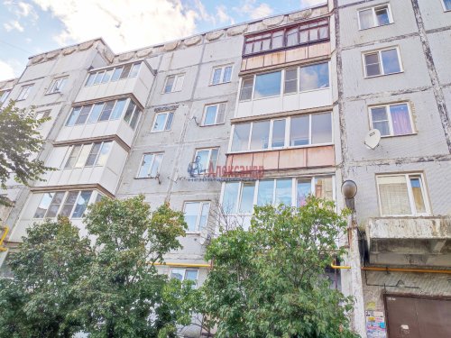 1-комнатная квартира (34м2) на продажу по адресу Выборг г., Кривоносова ул., 9— фото 1 из 9