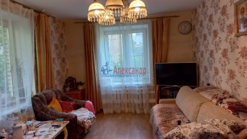 2-комнатная квартира (42м2) на продажу по адресу Сестрорецк г., Приморское шос., 306— фото 1 из 11