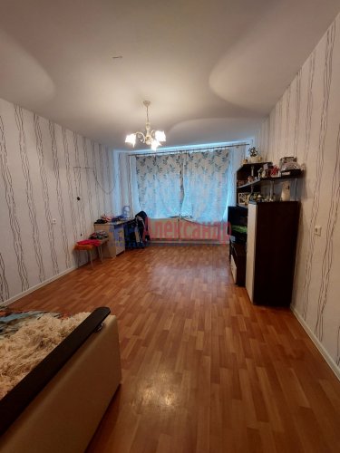 1-комнатная квартира (42м2) на продажу по адресу Глажево пос., 15— фото 1 из 10