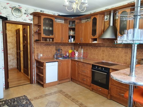 3-комнатная квартира (96м2) на продажу по адресу Тамбасова ул., 13— фото 1 из 15