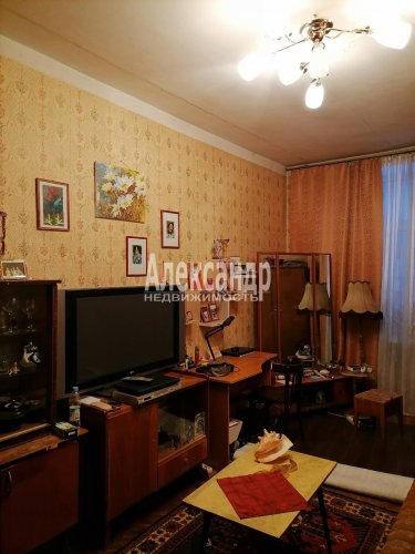 2-комнатная квартира (48м2) на продажу по адресу Новостроек ул., 15— фото 1 из 14