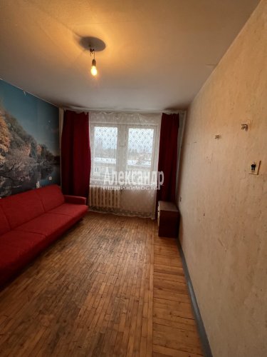 2-комнатная квартира (47м2) на продажу по адресу Вещево пос. при станции, Лесной пр-зд, 15— фото 1 из 4