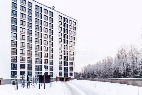 1-комнатная квартира (38м2) на продажу по адресу Глухарская ул.— фото 1 из 8