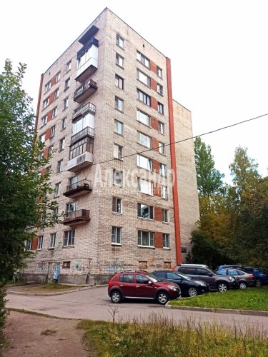 2-комнатная квартира (52м2) на продажу по адресу Выборг г., Батарейная ул., 4— фото 1 из 21