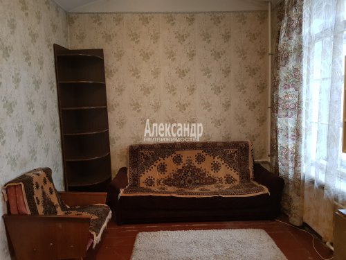 2 комнаты в 33-комнатной квартире (790м2) на продажу по адресу Нарвский пр.— фото 1 из 10