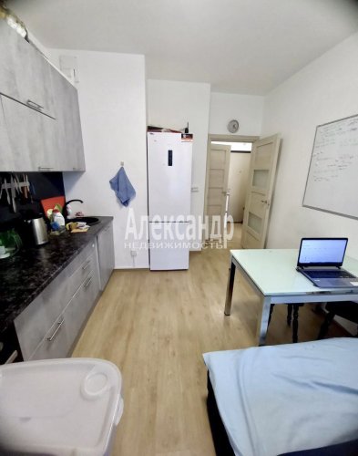 1-комнатная квартира (34м2) на продажу по адресу Мурино г., Воронцовский бул., 20— фото 1 из 8