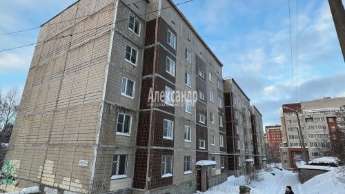 3-комнатная квартира (72м2) на продажу по адресу Выборг г., Ленинградское шос., 49— фото 1 из 20