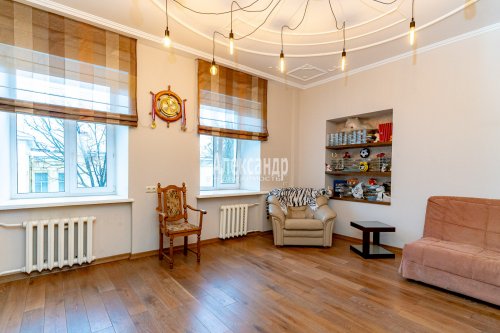 4-комнатная квартира (116м2) на продажу по адресу Садовая ул., 49— фото 1 из 26