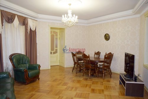 5-комнатная квартира (159м2) на продажу по адресу Чайковского ул., 36— фото 1 из 16