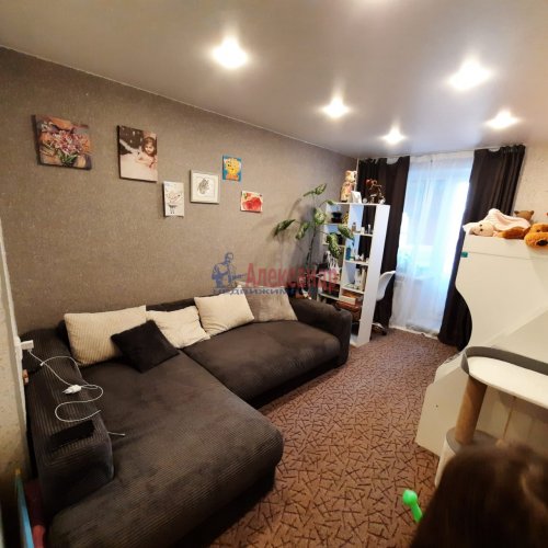1-комнатная квартира (37м2) на продажу по адресу Ириновский просп., 21— фото 1 из 13
