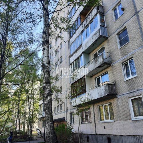 3-комнатная квартира (66м2) на продажу по адресу Белышева ул., 8— фото 1 из 15