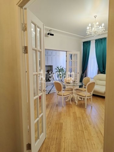 4-комнатная квартира (121м2) на продажу по адресу Ленина ул., 28— фото 1 из 26