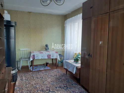 2-комнатная квартира (43м2) на продажу по адресу Чернавино дер., 2— фото 1 из 7