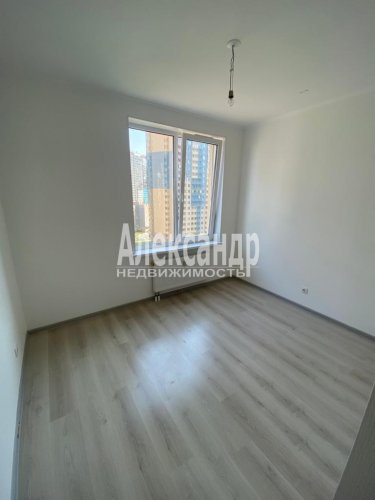 1-комнатная квартира (32м2) на продажу по адресу Арцеуловская алл., 21— фото 1 из 7