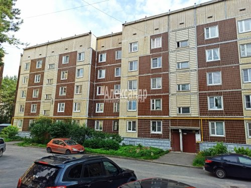 2-комнатная квартира (57м2) на продажу по адресу Выборг г., Гагарина ул., 55— фото 1 из 22