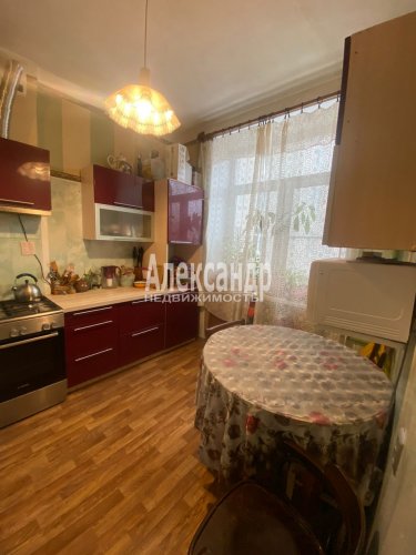 2-комнатная квартира (55м2) на продажу по адресу Краснопутиловская ул., 8— фото 1 из 31
