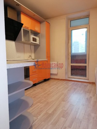 1-комнатная квартира (34м2) на продажу по адресу Кондратьевский просп., 70— фото 1 из 20