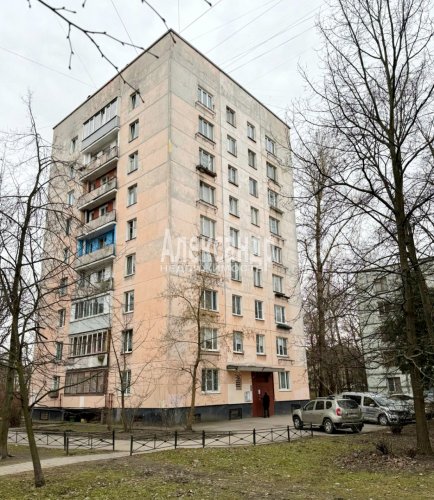 1-комнатная квартира (26м2) на продажу по адресу Подводника Кузьмина ул., 30— фото 1 из 12