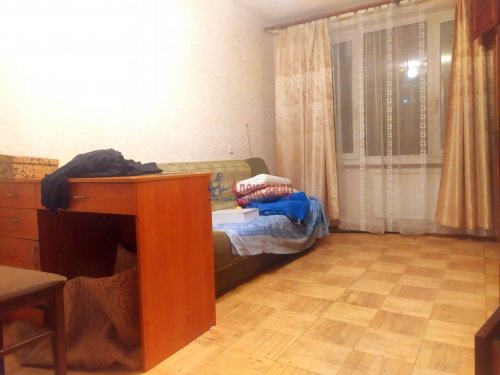 3-комнатная квартира (58м2) на продажу по адресу Замшина ул., 54— фото 1 из 11