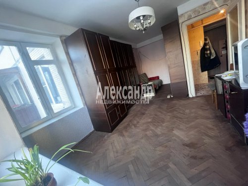1-комнатная квартира (31м2) на продажу по адресу Маршала Тухачевского ул., 37— фото 1 из 11