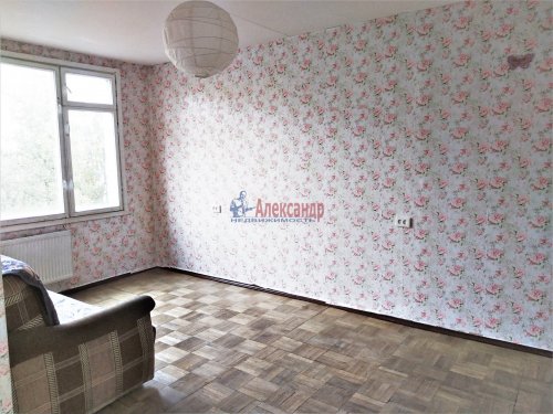 4-комнатная квартира (49м2) на продажу по адресу Новаторов бул., 56— фото 1 из 13