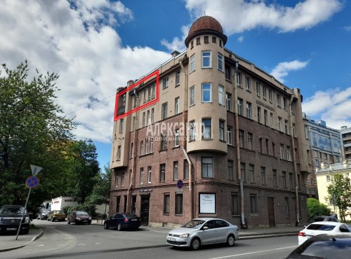 2-комнатная квартира (48м2) на продажу по адресу Пионерская ул., 46— фото 1 из 11