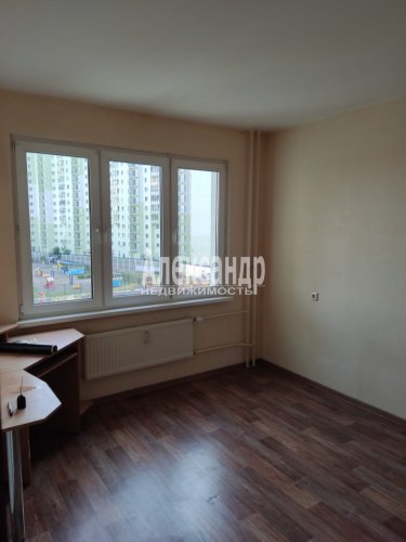 1-комнатная квартира (38м2) на продажу по адресу Муринская дор., 84— фото 1 из 16