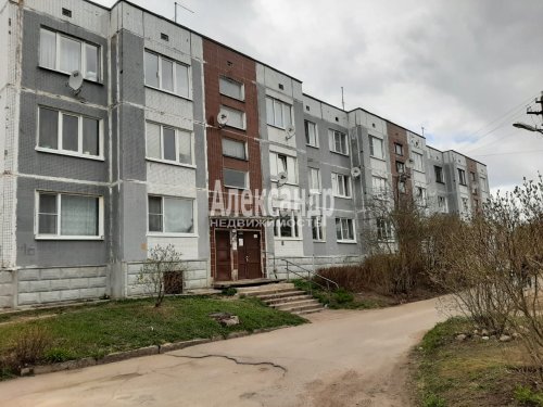 1-комнатная квартира (38м2) на продажу по адресу Соколинское пос.— фото 1 из 10