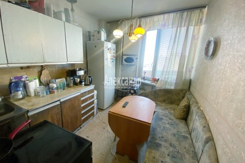 2-комнатная квартира (53м2) на продажу по адресу Новосмоленская наб., 4— фото 1 из 13