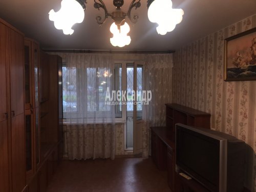 1-комнатная квартира (42м2) на продажу по адресу Малая Балканская ул., 50— фото 1 из 22