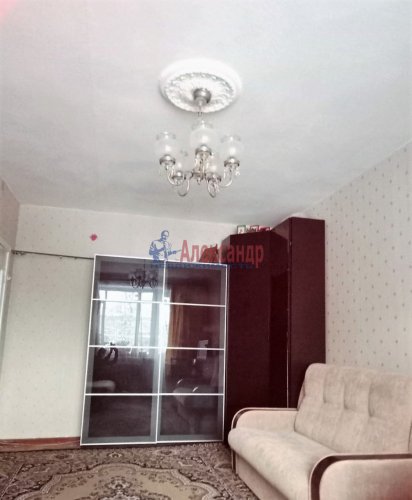 1-комнатная квартира (35м2) на продажу по адресу Октябрьская наб., 116— фото 1 из 16