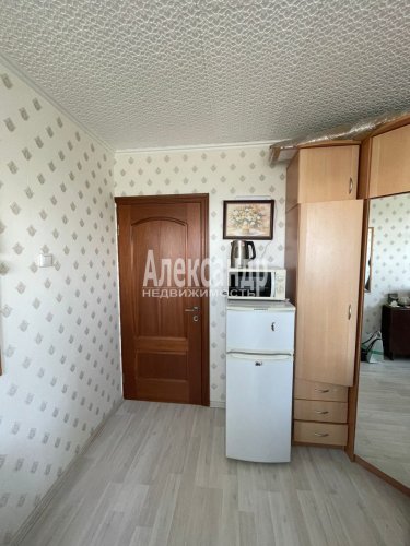 Комната в 3-комнатной квартире (62м2) на продажу по адресу Придорожная аллея, 31— фото 1 из 12
