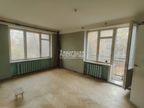 2-комнатная квартира (49м2) на продажу по адресу Орджоникидзе ул., 37— фото 1 из 15