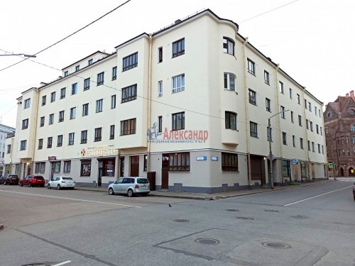 1-комнатная квартира (35м2) на продажу по адресу Выборг г., Вокзальная ул., 4— фото 1 из 19