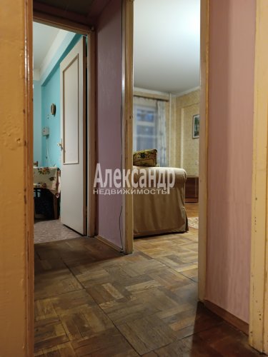 2-комнатная квартира (45м2) на продажу по адресу Руставели ул., 32— фото 1 из 14