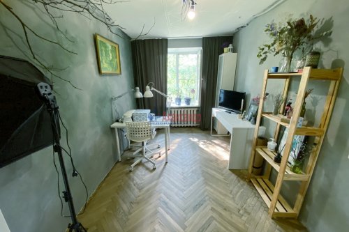 2-комнатная квартира (43м2) на продажу по адресу Омская ул., 29— фото 1 из 20
