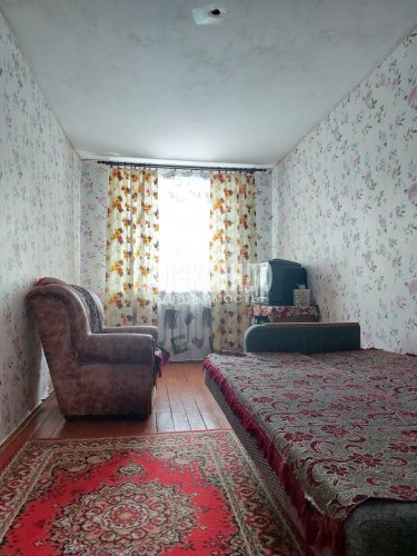 2-комнатная квартира (44м2) на продажу по адресу Глажево пос., 6— фото 1 из 9